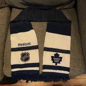 Reebok Scarf